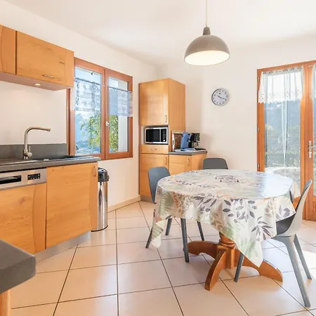 בית נופש Maison Vue Montagnes *